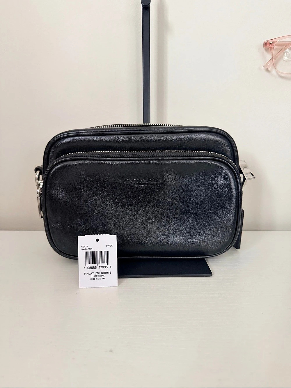 Coach Finlay Leather Crossbody Black Bag